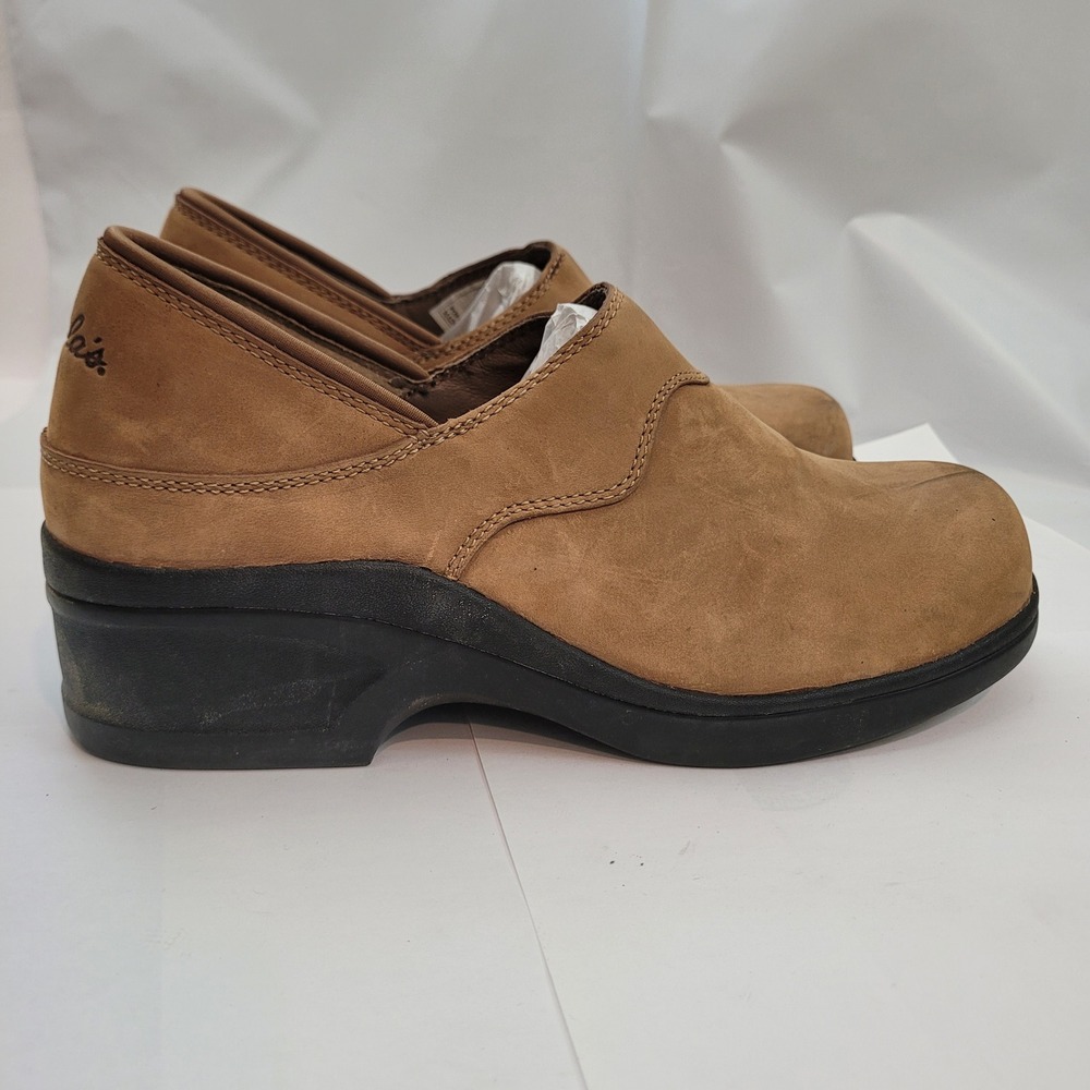 Cabela's Clogs 82-3813 Tan Leather Barn Shoe Nubuck Slip On Mules Womens 9.5 M